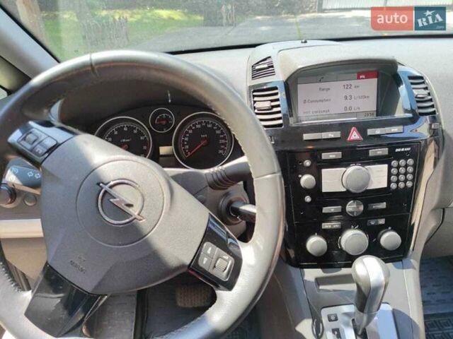 Опель Зафира 2010 в Жмеренке на Automoto.ua Серый Опель Зафира, объемом двигателя 2.2 л и пробегом 255 тыс. км за 5600 $, фото 9 на Automoto.ua