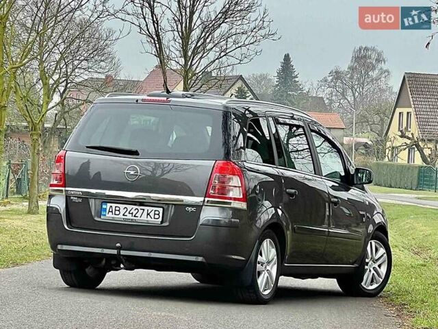 Опель Зафира 2010 в Виннице на Automoto.ua Серый Опель Зафира, объемом двигателя 1.7 л и пробегом 187 тыс. км за 7800 $, фото 3 на Automoto.ua