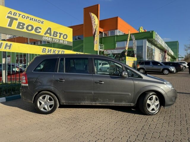 Сірий Опель Зафіра, об'ємом двигуна 1.8 л та пробігом 231 тис. км за 7050 $, фото 7 на Automoto.ua