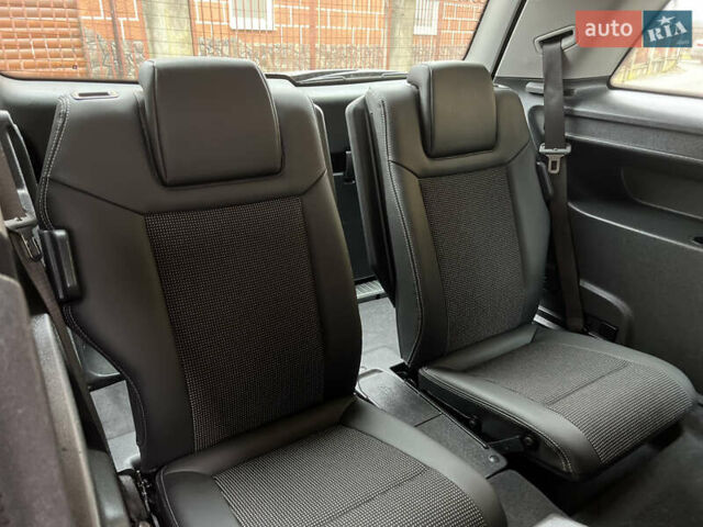 Серый Опель Зафира, объемом двигателя 1.7 л и пробегом 191 тыс. км за 7900 $, фото 57 на Automoto.ua