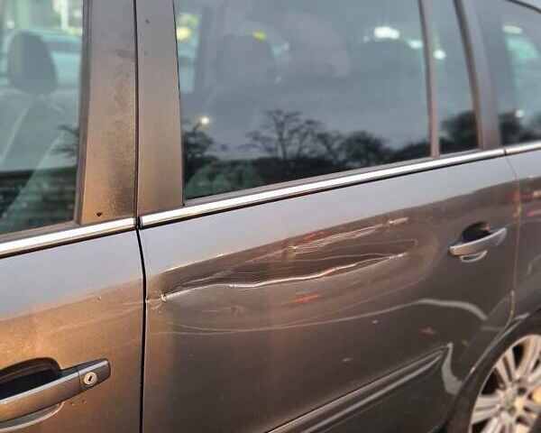 Сірий Опель Зафіра, об'ємом двигуна 1.91 л та пробігом 312 тис. км за 7200 $, фото 5 на Automoto.ua