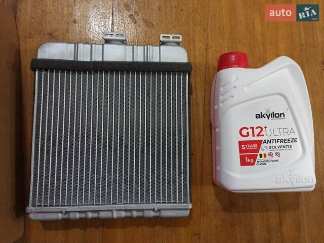 Серый Опель Зафира, объемом двигателя 1.7 л и пробегом 284 тыс. км за 6998 $, фото 4 на Automoto.ua