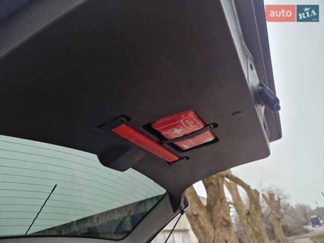 Серый Опель Зафира, объемом двигателя 1.8 л и пробегом 154 тыс. км за 7700 $, фото 38 на Automoto.ua