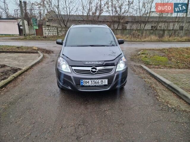 Серый Опель Зафира, объемом двигателя 1.8 л и пробегом 154 тыс. км за 7700 $, фото 14 на Automoto.ua