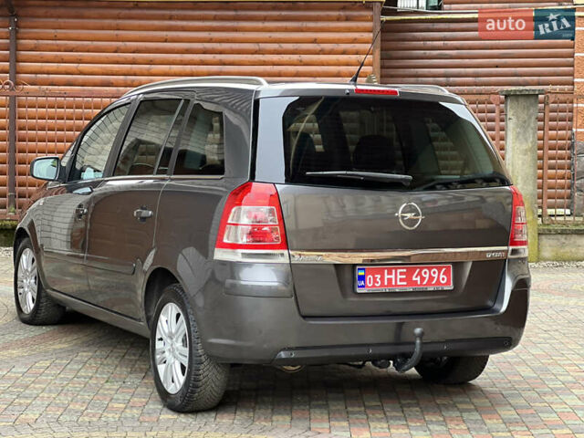 Серый Опель Зафира, объемом двигателя 1.7 л и пробегом 191 тыс. км за 7900 $, фото 20 на Automoto.ua