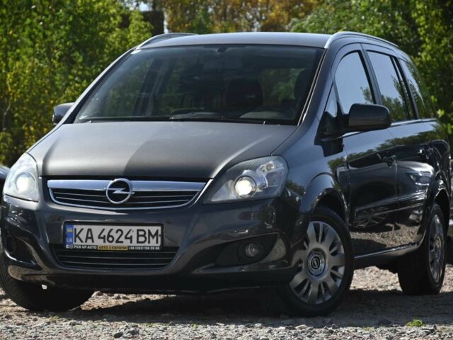 Сірий Опель Зафіра, об'ємом двигуна 1.9 л та пробігом 272 тис. км за 6800 $, фото 4 на Automoto.ua
