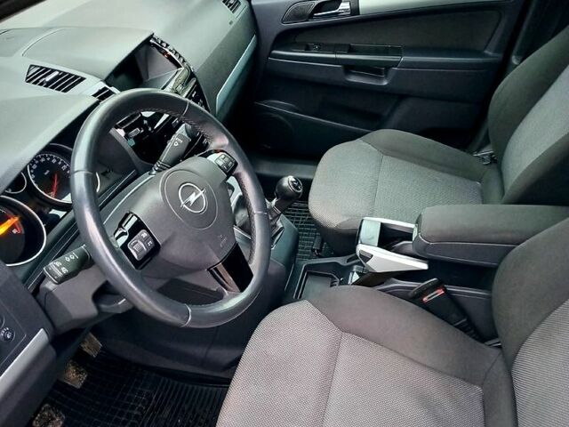 Сірий Опель Зафіра, об'ємом двигуна 1.6 л та пробігом 201 тис. км за 7100 $, фото 6 на Automoto.ua