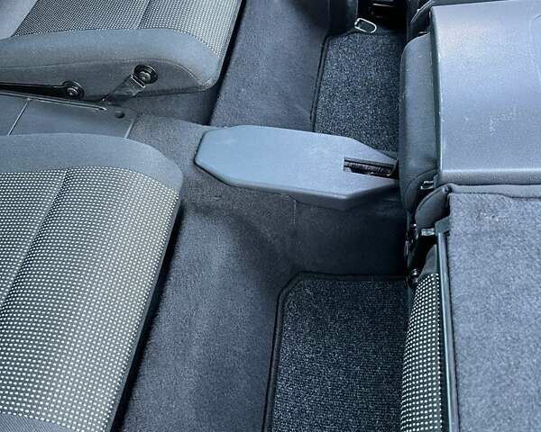 Опель Зафира 2010 в Луцке на Automoto.ua Серый Опель Зафира, объемом двигателя 1.6 л и пробегом 172 тыс. км за 6999 $, фото 39 на Automoto.ua