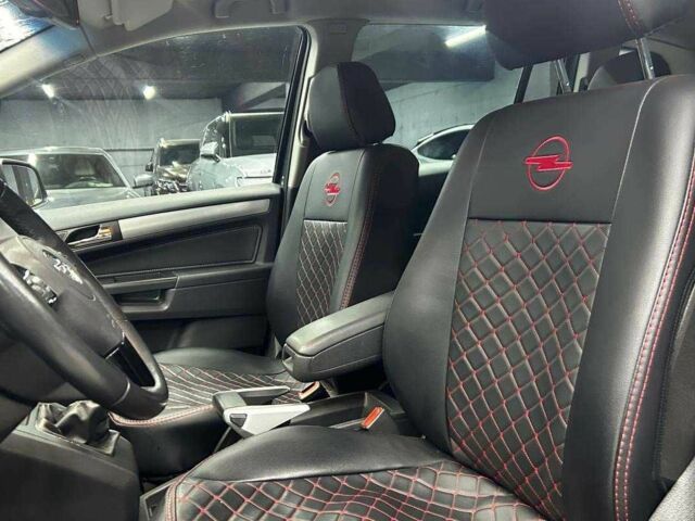 Серый Опель Зафира, объемом двигателя 1.9 л и пробегом 172 тыс. км за 8200 $, фото 8 на Automoto.ua