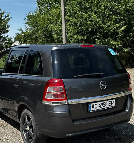 Сірий Опель Зафіра, об'ємом двигуна 1.69 л та пробігом 270 тис. км за 5500 $, фото 12 на Automoto.ua