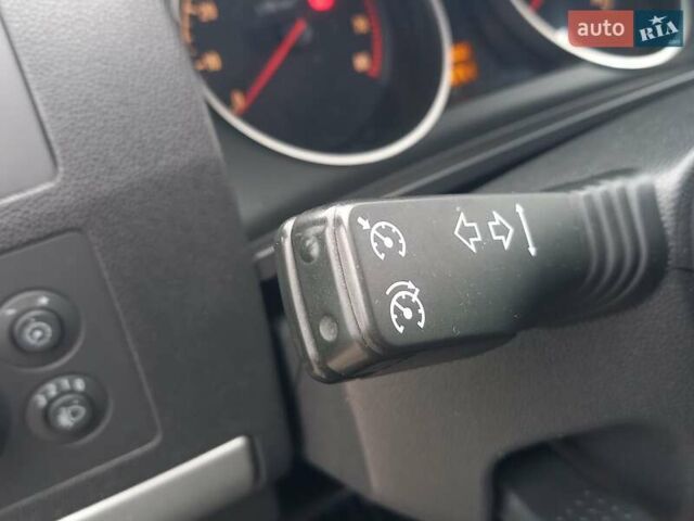 Сірий Опель Зафіра, об'ємом двигуна 1.6 л та пробігом 223 тис. км за 6900 $, фото 18 на Automoto.ua