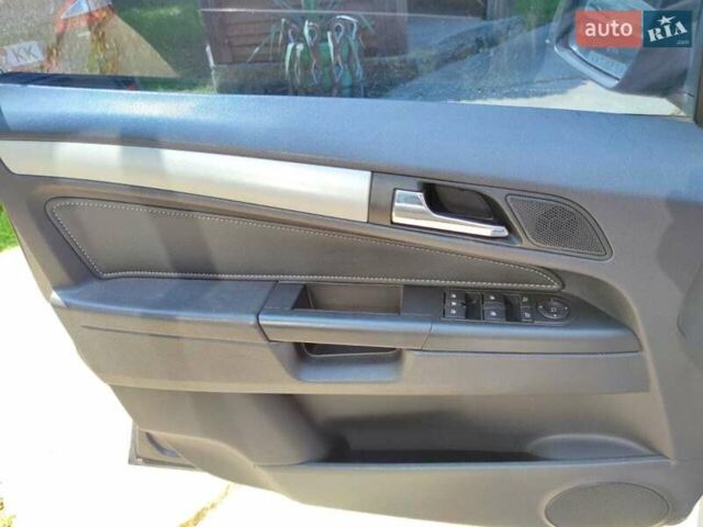 Опель Зафира 2010 в Жмеренке на Automoto.ua Серый Опель Зафира, объемом двигателя 2.2 л и пробегом 255 тыс. км за 5600 $, фото 7 на Automoto.ua