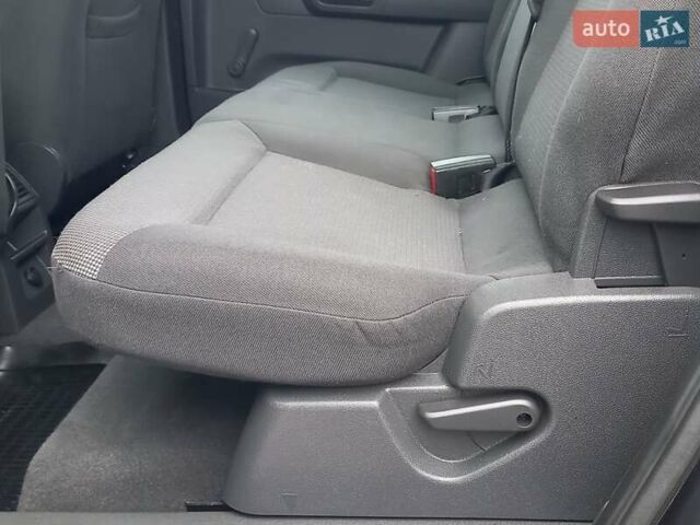 Сірий Опель Зафіра, об'ємом двигуна 1.6 л та пробігом 223 тис. км за 6900 $, фото 43 на Automoto.ua