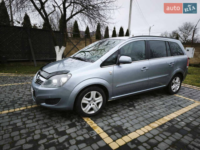 Сірий Опель Зафіра, об'ємом двигуна 1.69 л та пробігом 326 тис. км за 5800 $, фото 3 на Automoto.ua