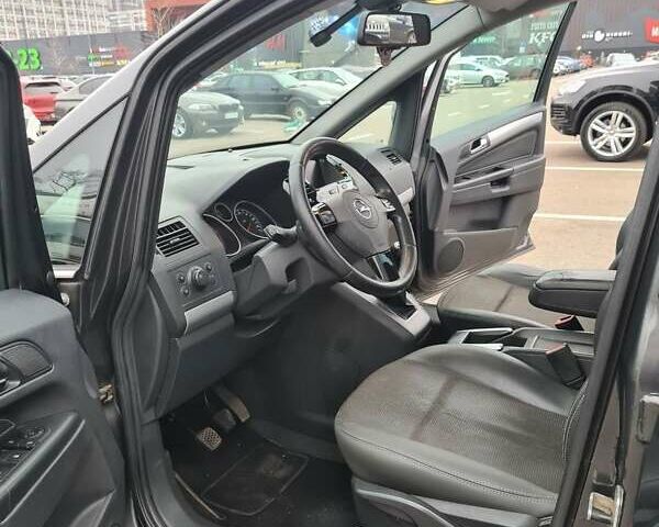 Сірий Опель Зафіра, об'ємом двигуна 1.91 л та пробігом 312 тис. км за 7200 $, фото 27 на Automoto.ua