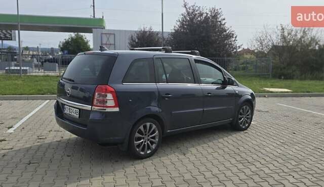 Сірий Опель Зафіра, об'ємом двигуна 1.8 л та пробігом 309 тис. км за 6800 $, фото 2 на Automoto.ua