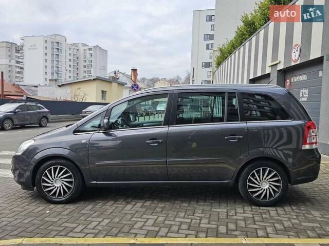 Серый Опель Зафира, объемом двигателя 1.8 л и пробегом 180 тыс. км за 7000 $, фото 6 на Automoto.ua