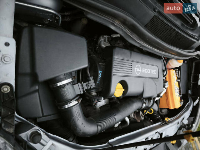 Сірий Опель Зафіра, об'ємом двигуна 1.69 л та пробігом 326 тис. км за 5800 $, фото 14 на Automoto.ua