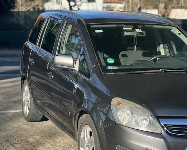 Сірий Опель Зафіра, об'ємом двигуна 1.69 л та пробігом 230 тис. км за 5500 $, фото 2 на Automoto.ua