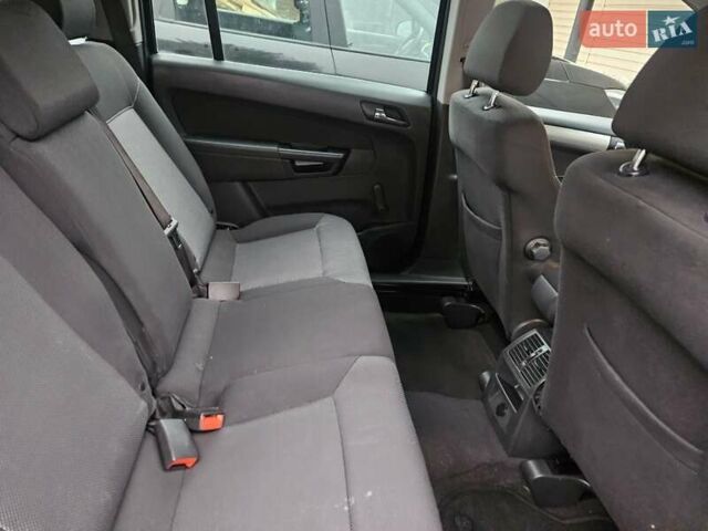 Сірий Опель Зафіра, об'ємом двигуна 1.8 л та пробігом 156 тис. км за 6450 $, фото 14 на Automoto.ua