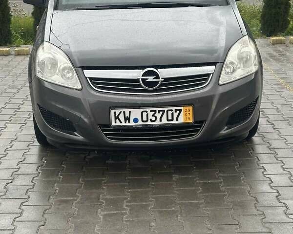 Сірий Опель Зафіра, об'ємом двигуна 1.6 л та пробігом 231 тис. км за 5999 $, фото 14 на Automoto.ua