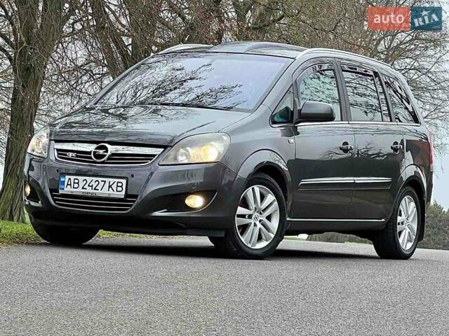 Опель Зафира 2010 в Виннице на Automoto.ua Серый Опель Зафира, объемом двигателя 1.7 л и пробегом 187 тыс. км за 7800 $, фото 2 на Automoto.ua