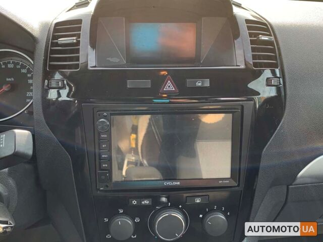 Серый Опель Зафира, объемом двигателя 1.7 л и пробегом 238 тыс. км за 6500 $, фото 9 на Automoto.ua