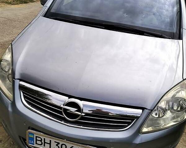 Серый Опель Зафира, объемом двигателя 1.7 л и пробегом 288 тыс. км за 6200 $, фото 9 на Automoto.ua