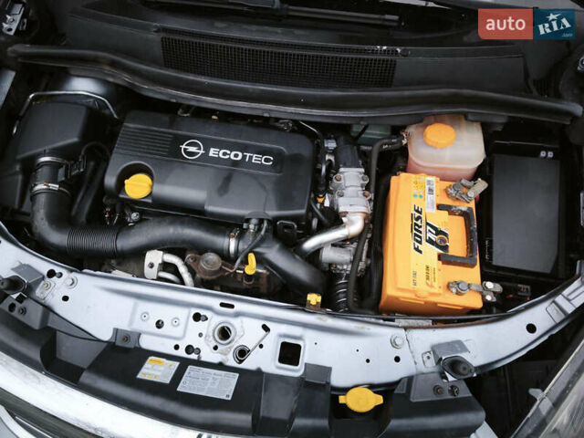 Сірий Опель Зафіра, об'ємом двигуна 1.69 л та пробігом 326 тис. км за 5800 $, фото 17 на Automoto.ua