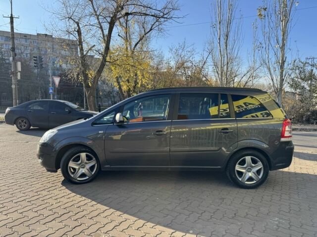 Сірий Опель Зафіра, об'ємом двигуна 1.8 л та пробігом 231 тис. км за 7050 $, фото 3 на Automoto.ua