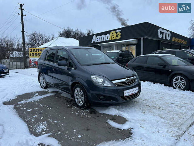 Серый Опель Зафира, объемом двигателя 1.8 л и пробегом 173 тыс. км за 7500 $, фото 5 на Automoto.ua