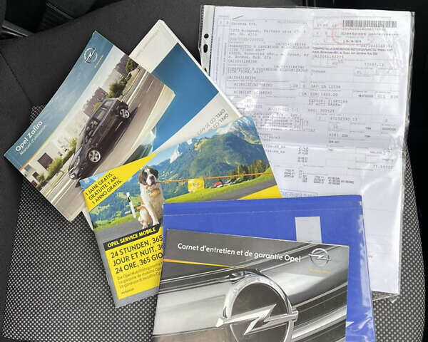 Серый Опель Зафира, объемом двигателя 1.8 л и пробегом 210 тыс. км за 7000 $, фото 25 на Automoto.ua