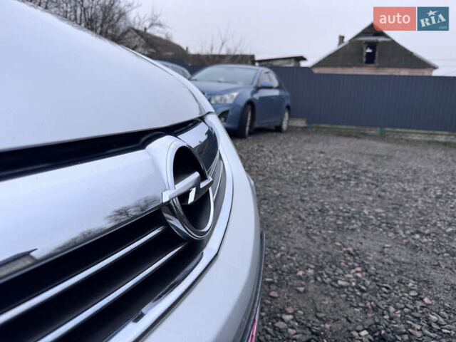 Серый Опель Зафира, объемом двигателя 1.8 л и пробегом 250 тыс. км за 6140 $, фото 8 на Automoto.ua