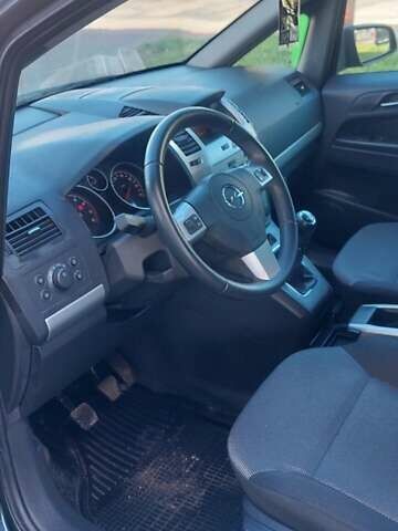 Серый Опель Зафира, объемом двигателя 1.6 л и пробегом 189 тыс. км за 6650 $, фото 16 на Automoto.ua