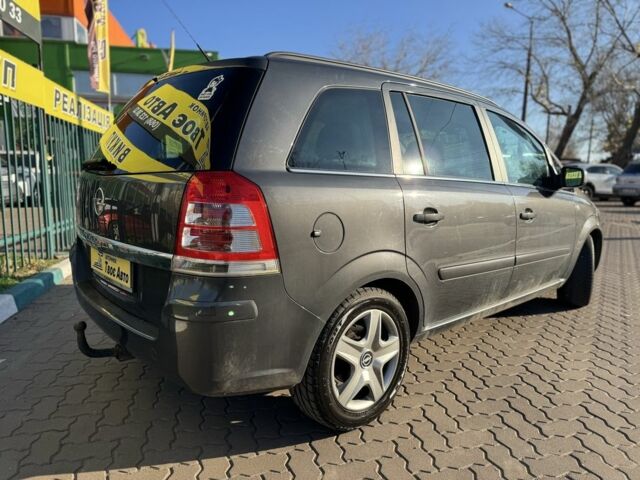 Сірий Опель Зафіра, об'ємом двигуна 1.8 л та пробігом 231 тис. км за 7050 $, фото 6 на Automoto.ua