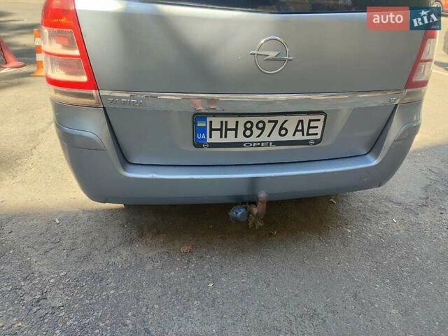 Серый Опель Зафира, объемом двигателя 1.8 л и пробегом 167 тыс. км за 6200 $, фото 15 на Automoto.ua
