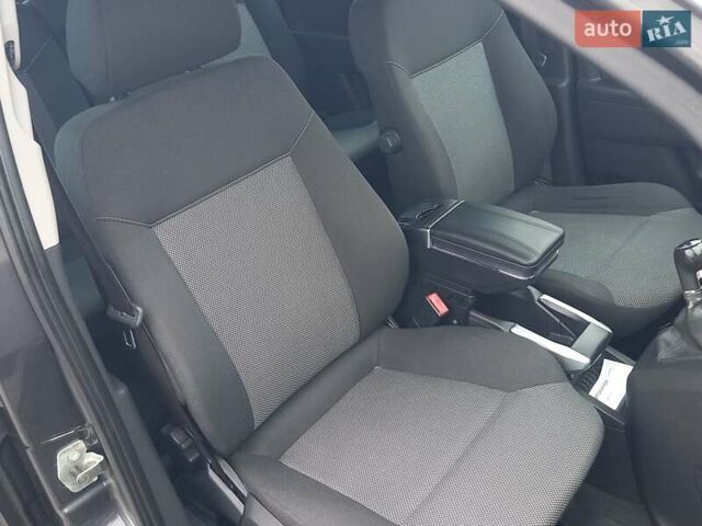 Сірий Опель Зафіра, об'ємом двигуна 1.6 л та пробігом 223 тис. км за 6900 $, фото 34 на Automoto.ua