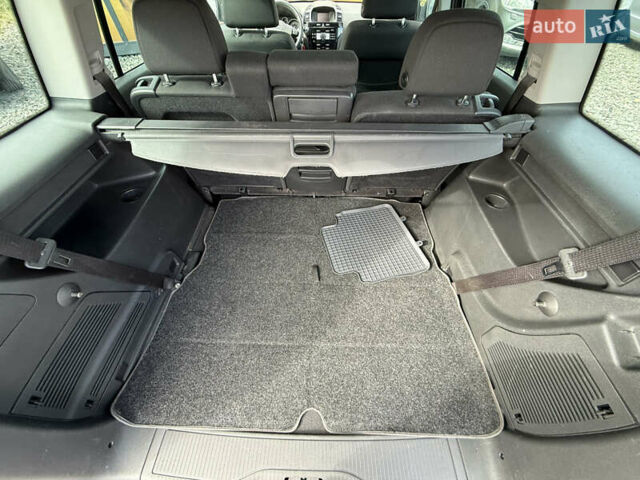 Опель Зафира 2010 в Стрые на Automoto.ua Серый Опель Зафира, объемом двигателя 1.8 л и пробегом 197 тыс. км за 6999 $, фото 38 на Automoto.ua