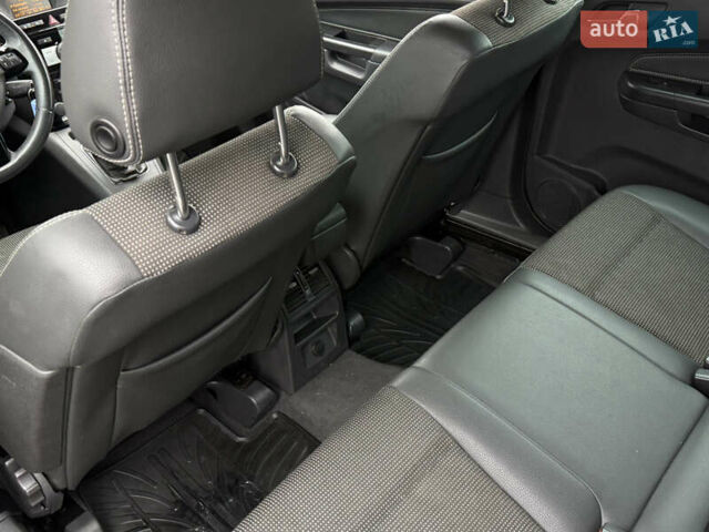 Серый Опель Зафира, объемом двигателя 1.8 л и пробегом 198 тыс. км за 7999 $, фото 23 на Automoto.ua