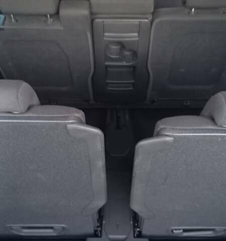 Серый Опель Зафира, объемом двигателя 1.7 л и пробегом 265 тыс. км за 6550 $, фото 4 на Automoto.ua