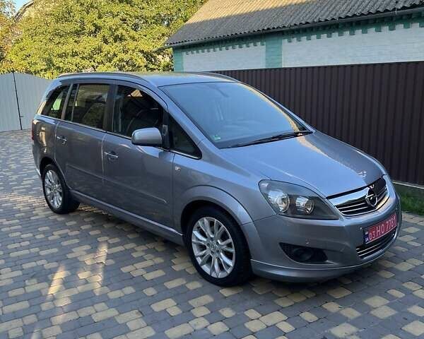 Опель Зафира 2010 в Луцке на Automoto.ua Серый Опель Зафира, объемом двигателя 1.6 л и пробегом 172 тыс. км за 6999 $, фото 7 на Automoto.ua