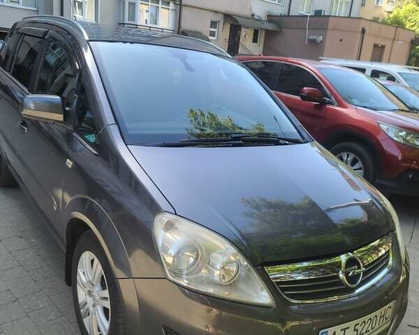 Сірий Опель Зафіра, об'ємом двигуна 1.91 л та пробігом 208 тис. км за 9500 $, фото 3 на Automoto.ua