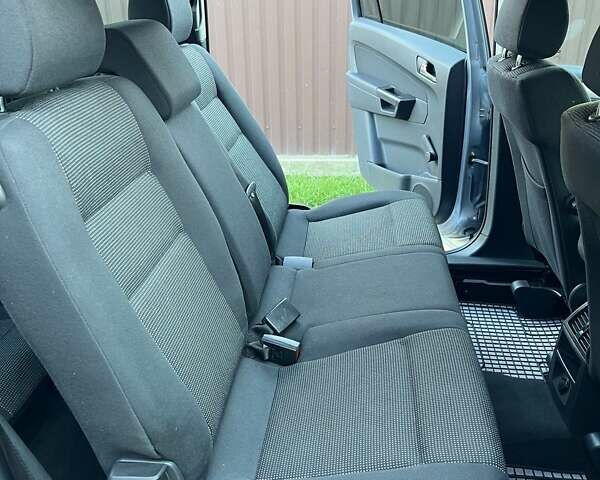 Опель Зафира 2010 в Луцке на Automoto.ua Серый Опель Зафира, объемом двигателя 1.6 л и пробегом 172 тыс. км за 6999 $, фото 8 на Automoto.ua