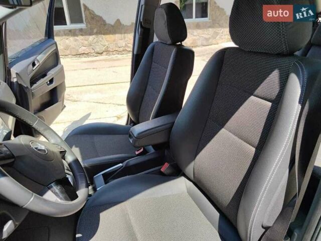 Опель Зафира 2010 в Жмеренке на Automoto.ua Серый Опель Зафира, объемом двигателя 2.2 л и пробегом 255 тыс. км за 5600 $, фото 14 на Automoto.ua