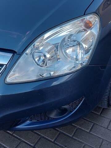 Серый Опель Зафира, объемом двигателя 1.6 л и пробегом 189 тыс. км за 6650 $, фото 7 на Automoto.ua