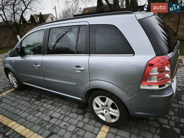 Сірий Опель Зафіра, об'ємом двигуна 1.69 л та пробігом 326 тис. км за 5800 $, фото 23 на Automoto.ua