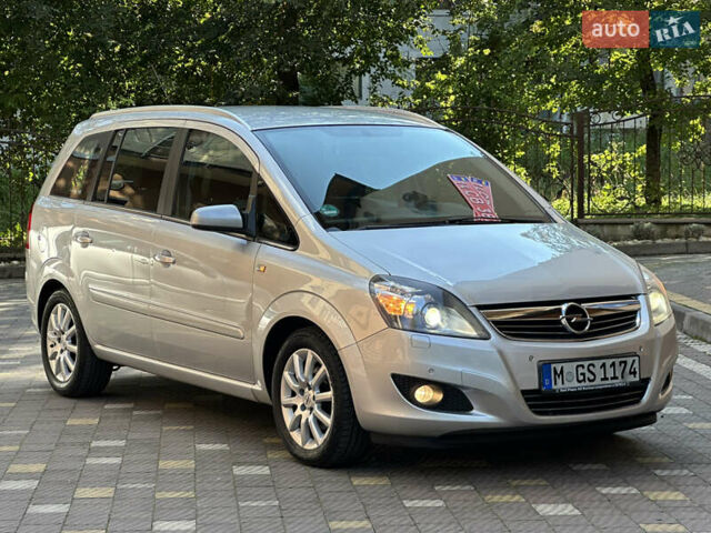 Сірий Опель Зафіра, об'ємом двигуна 1.6 л та пробігом 156 тис. км за 6899 $, фото 52 на Automoto.ua