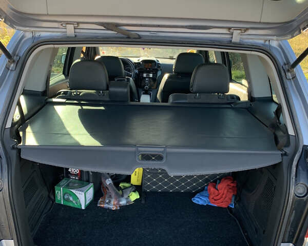 Серый Опель Зафира, объемом двигателя 1.7 л и пробегом 265 тыс. км за 6950 $, фото 1 на Automoto.ua