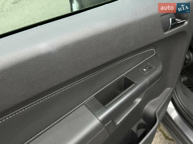 Серый Опель Зафира, объемом двигателя 1.8 л и пробегом 198 тыс. км за 7999 $, фото 24 на Automoto.ua