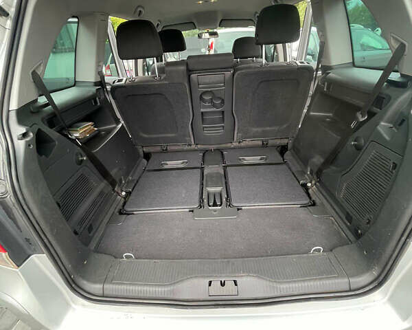 Сірий Опель Зафіра, об'ємом двигуна 1.6 л та пробігом 190 тис. км за 6800 $, фото 35 на Automoto.ua